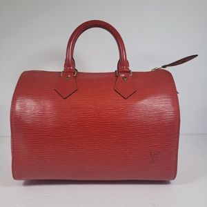 Authenticated Louis Vuitton Vintage 1995 Red Epi Speedy 25 Bag SP0955